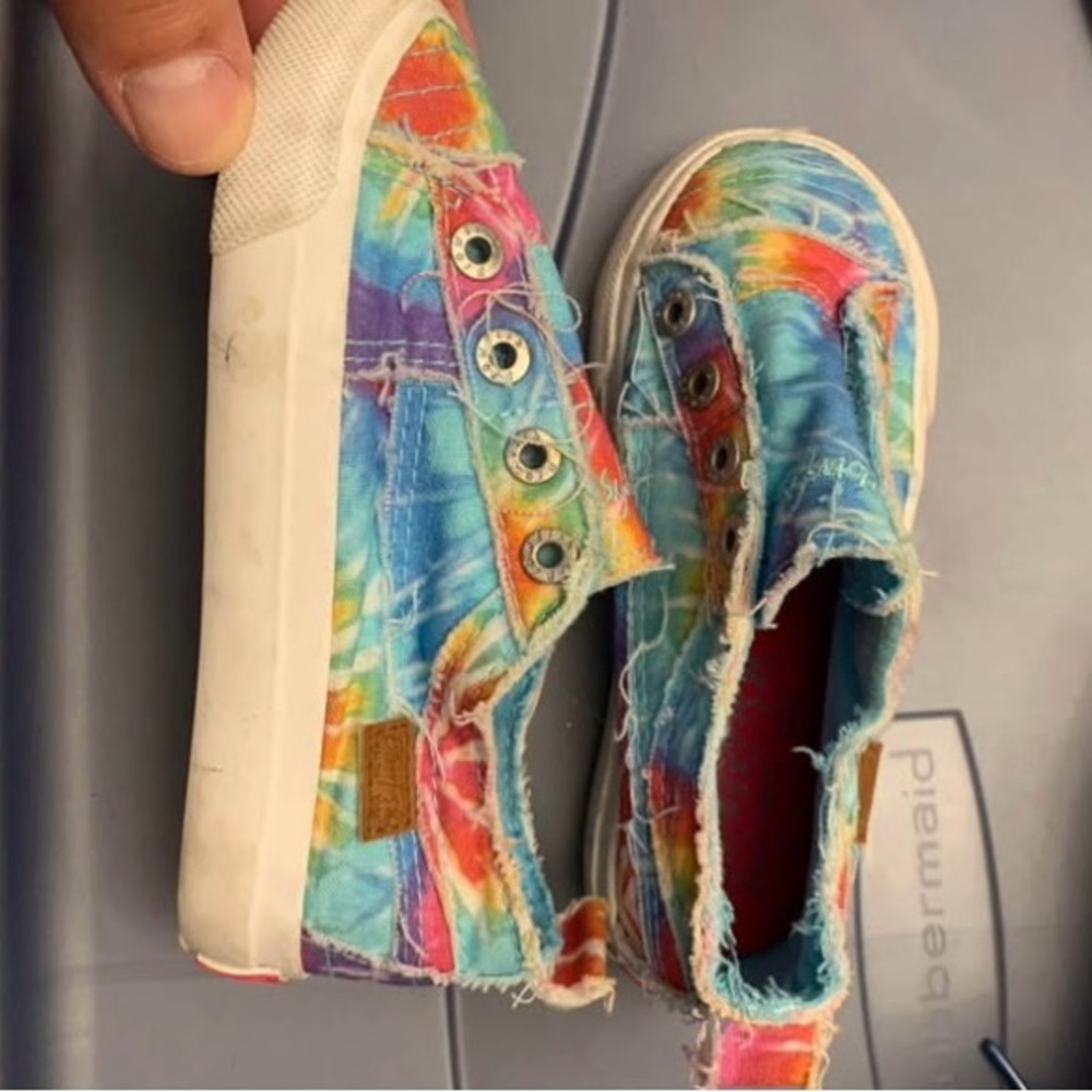 Blowfish Malibu Colorful Tie-Dye Sneakers